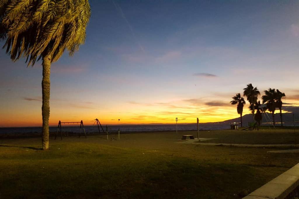Apartamento Completo, 2Min De La Playa Málaga Exterior foto